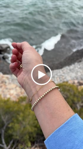 Customer video review of ivy bracelet