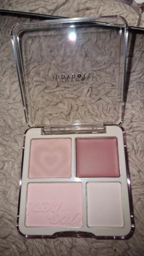 Customer photo review of Judydoll Blush and Highlight Palette