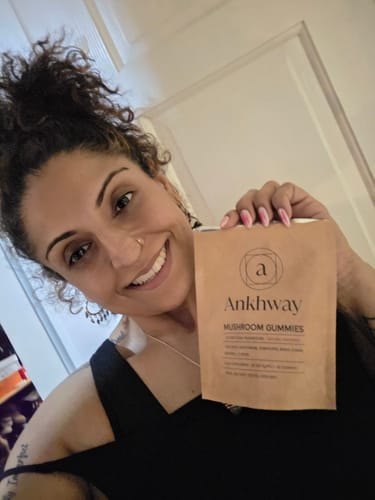 Customer photo review of 2-Month Mushroom Gummies