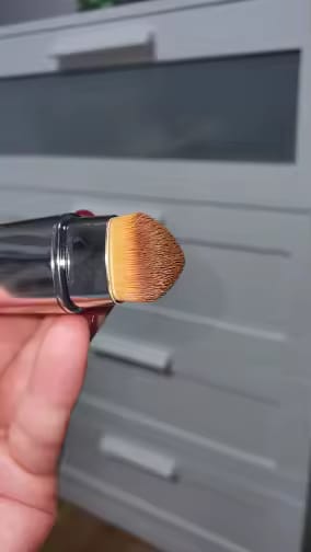 Customer photo review of ✨ Fondotinta Stick Coreano Idratante 2 in 1 con  Formula Auto‑Adattiva ✨