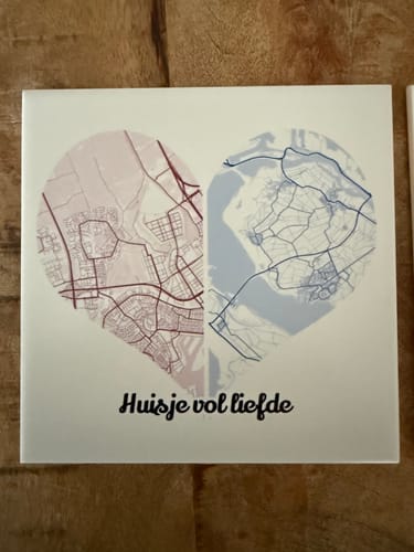 Customer photo review of Twee Steden Hart Tegel – Personaliseerbare Love Map Plattegrond