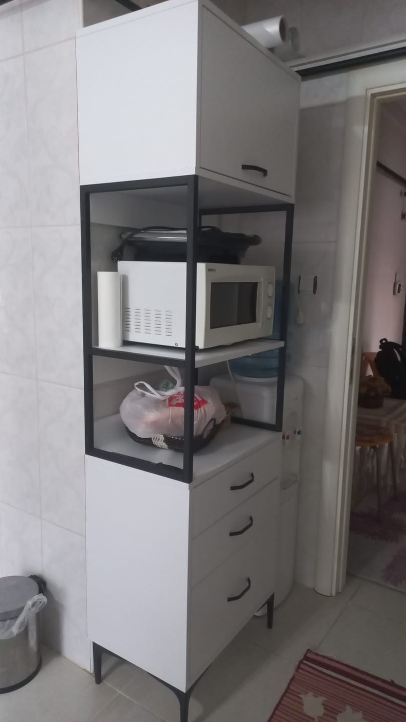 Customer photo review of Rani JE135 Çok Amaçlı Dolap 1 Kapaklı 3 Çekmeceli Kiler Mutfak Dolabı Beyaz