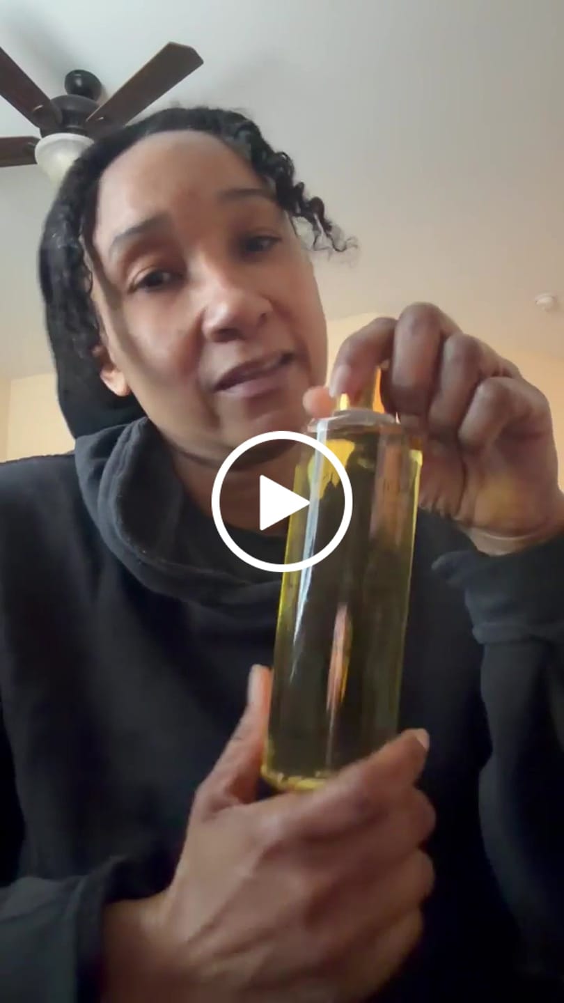 Customer video review of Evenness Brightening Body Oil