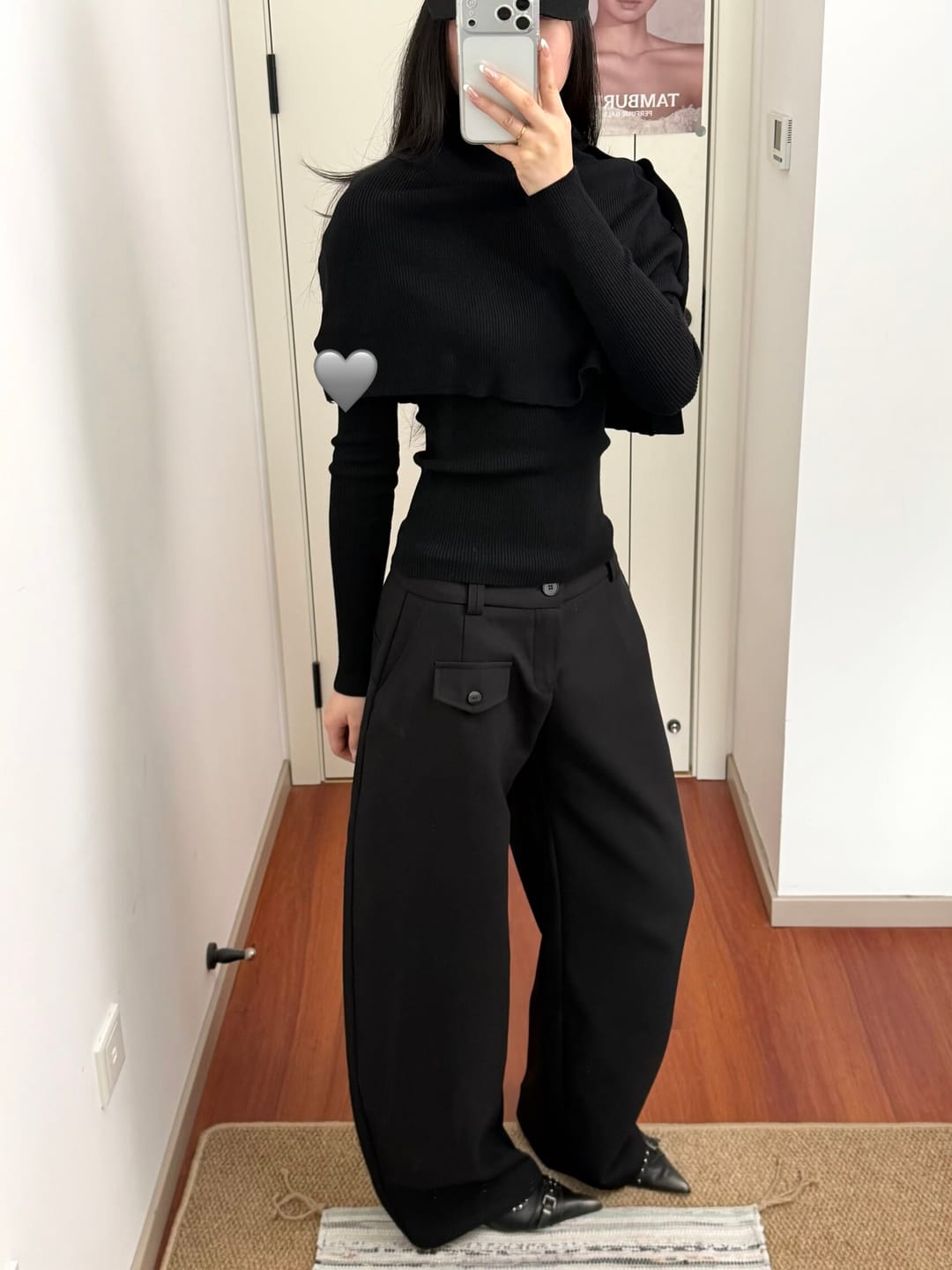 Customer photo review of IAMXIAA Knit Cape & Ribbed Base Top Two-Piece Set