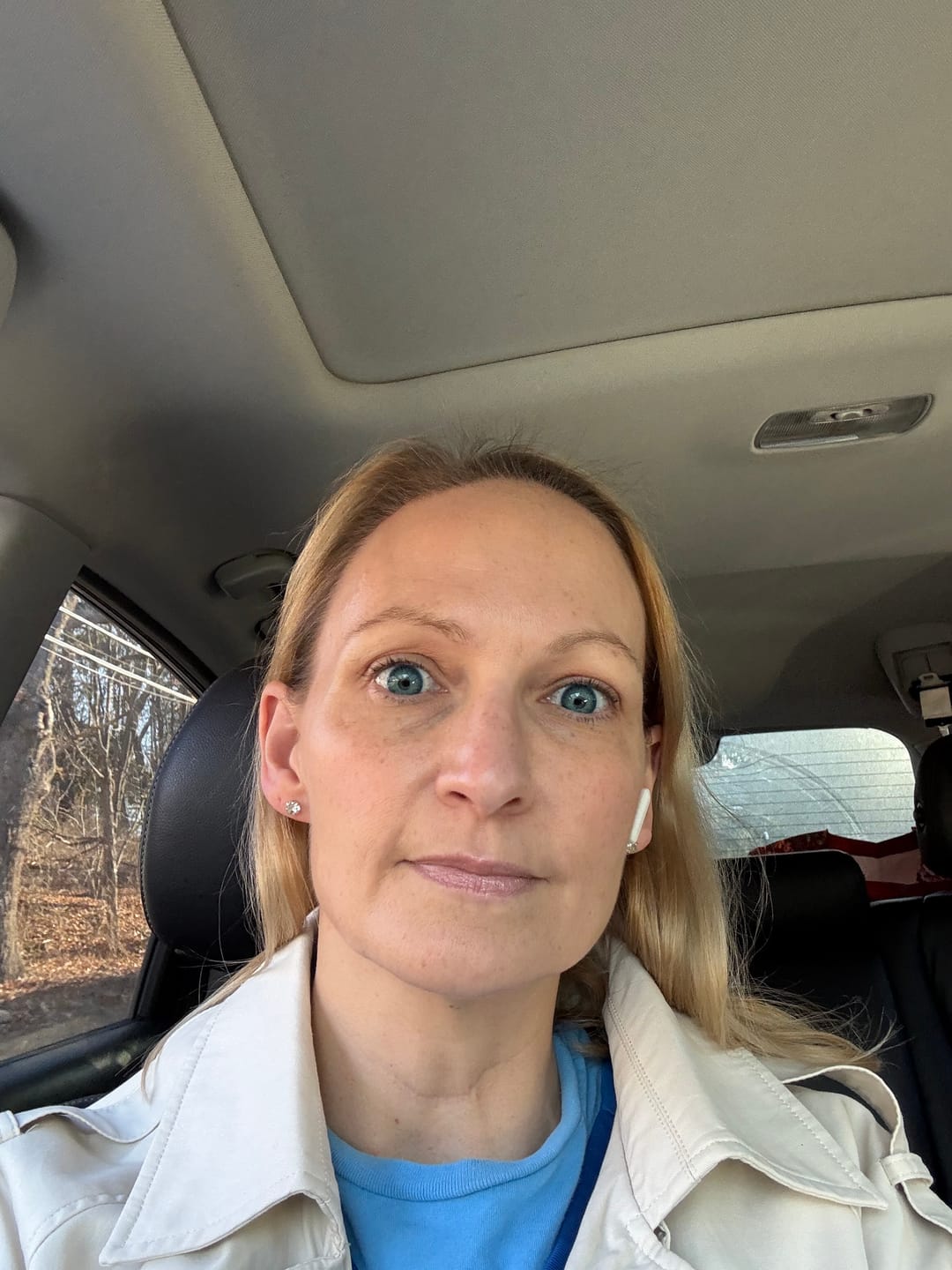 Customer photo review of Aine Swan Lake Blue Prescription Colored Contact Lenses