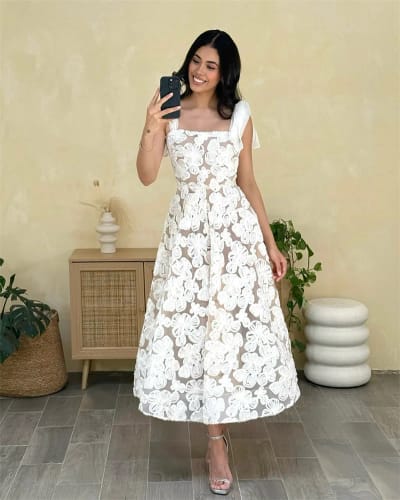 Customer photo review of Saniyah Midi Dress