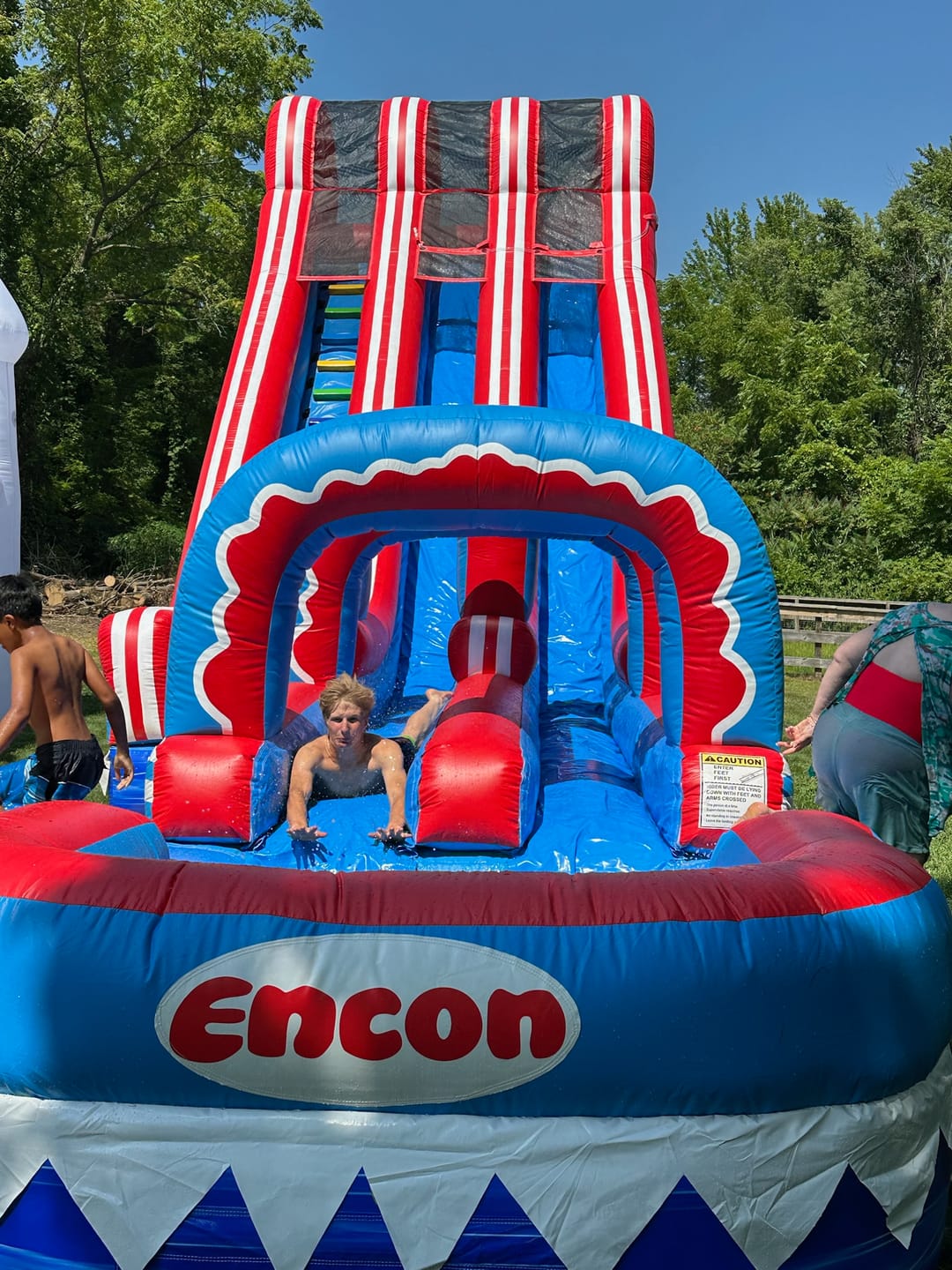 Customer photo review of Large Inflatable Water Slide For Adults Commercial Indoor Play Area Equipment Inflatable Double Slip And Slide With Pool