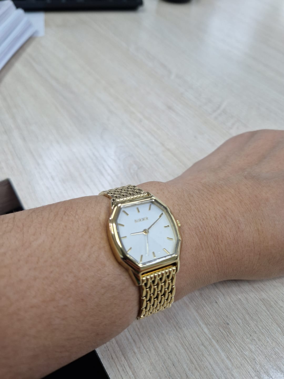 Customer photo review of Julia Gold White