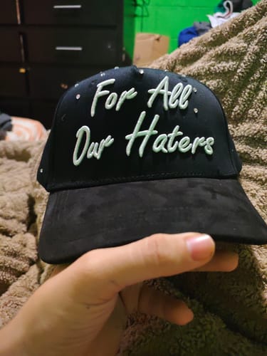 Customer photo review of Dandy Hats x Tombochio