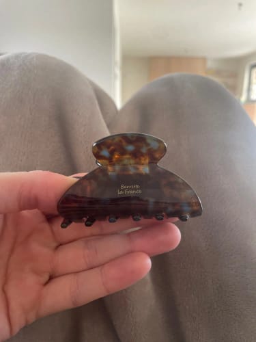 Customer photo review of French Acetate Planet & Diamond Hair Claw Clip - Medium