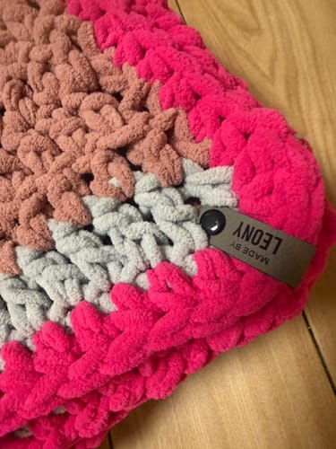 Customer photo review of Personalisierte Labels mit Chicago Screws - Kunstleder-Label mit Schrauben