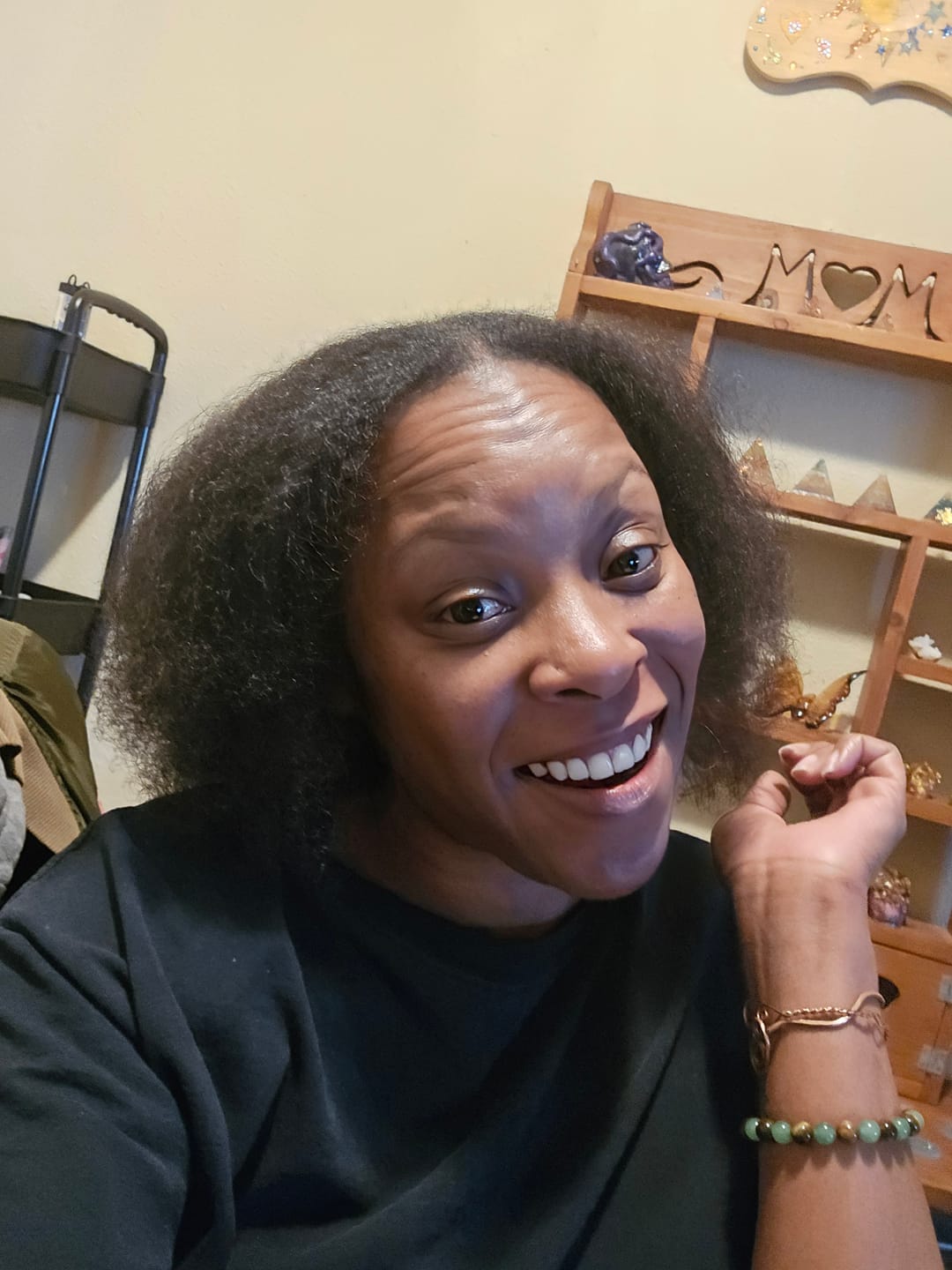 Customer photo review of Turmeric Brightening Soap (with Vitamin C, Alpha Arbutin, Oat)