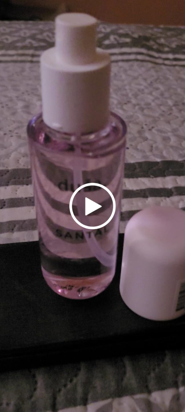 Customer video review of SANTAL- Perfume para Cuerpo y Cabello - 100 ml |  Bruma Capilar y Corporal