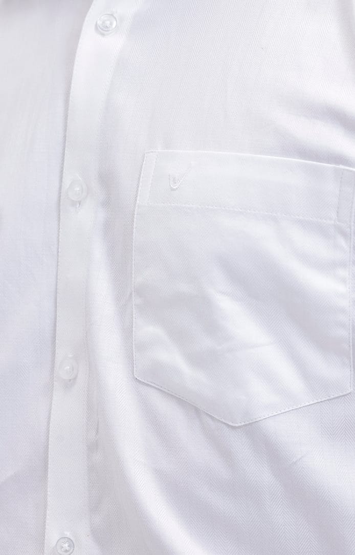 Customer photo review of Avon - 100% Cotton Formal White Shirt For Men | Uathayam