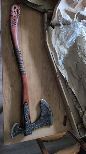 Customer photo review of Hache Leviathan de Kratos Forgée à la Main