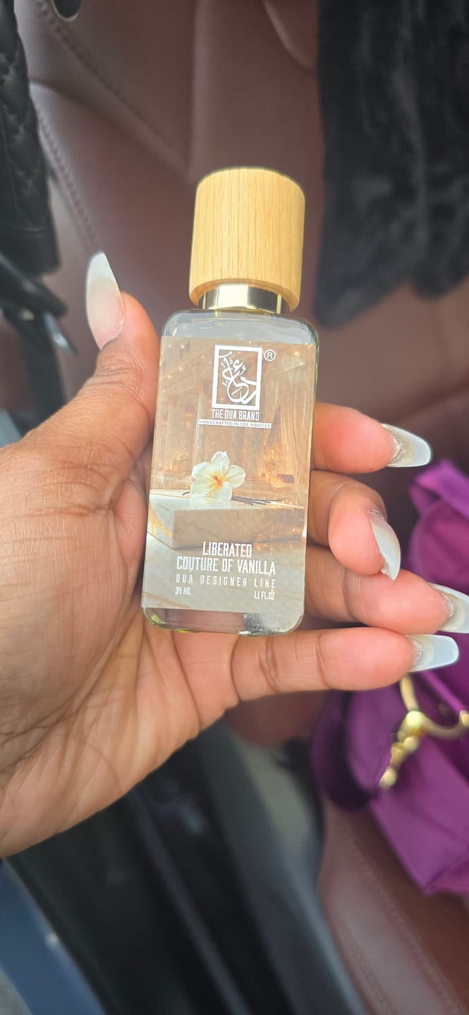Customer photo review of Liberated Couture Of Vanilla