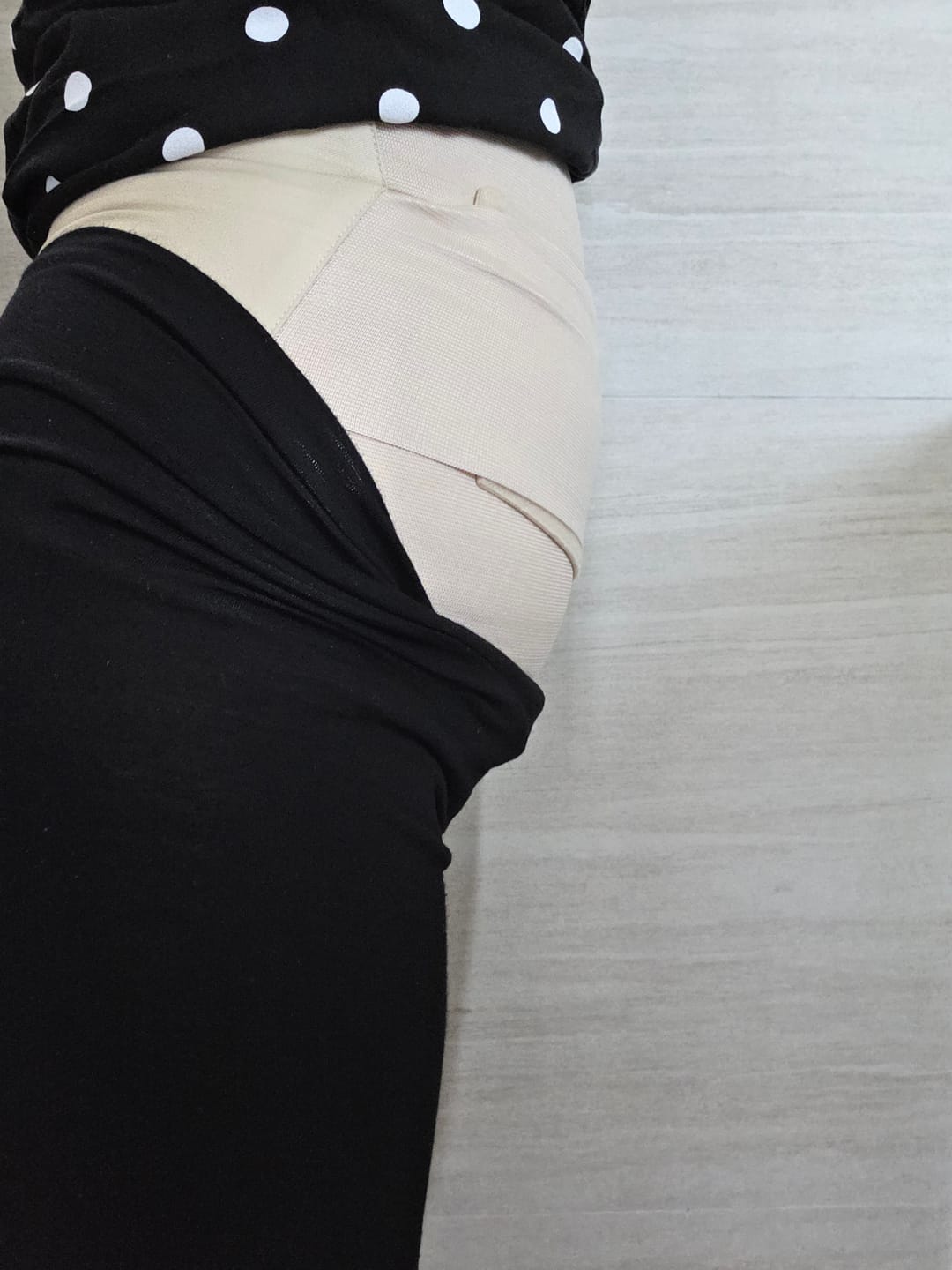 Customer photo review of Lovemere Postpartum Tummy Wrap Binder
