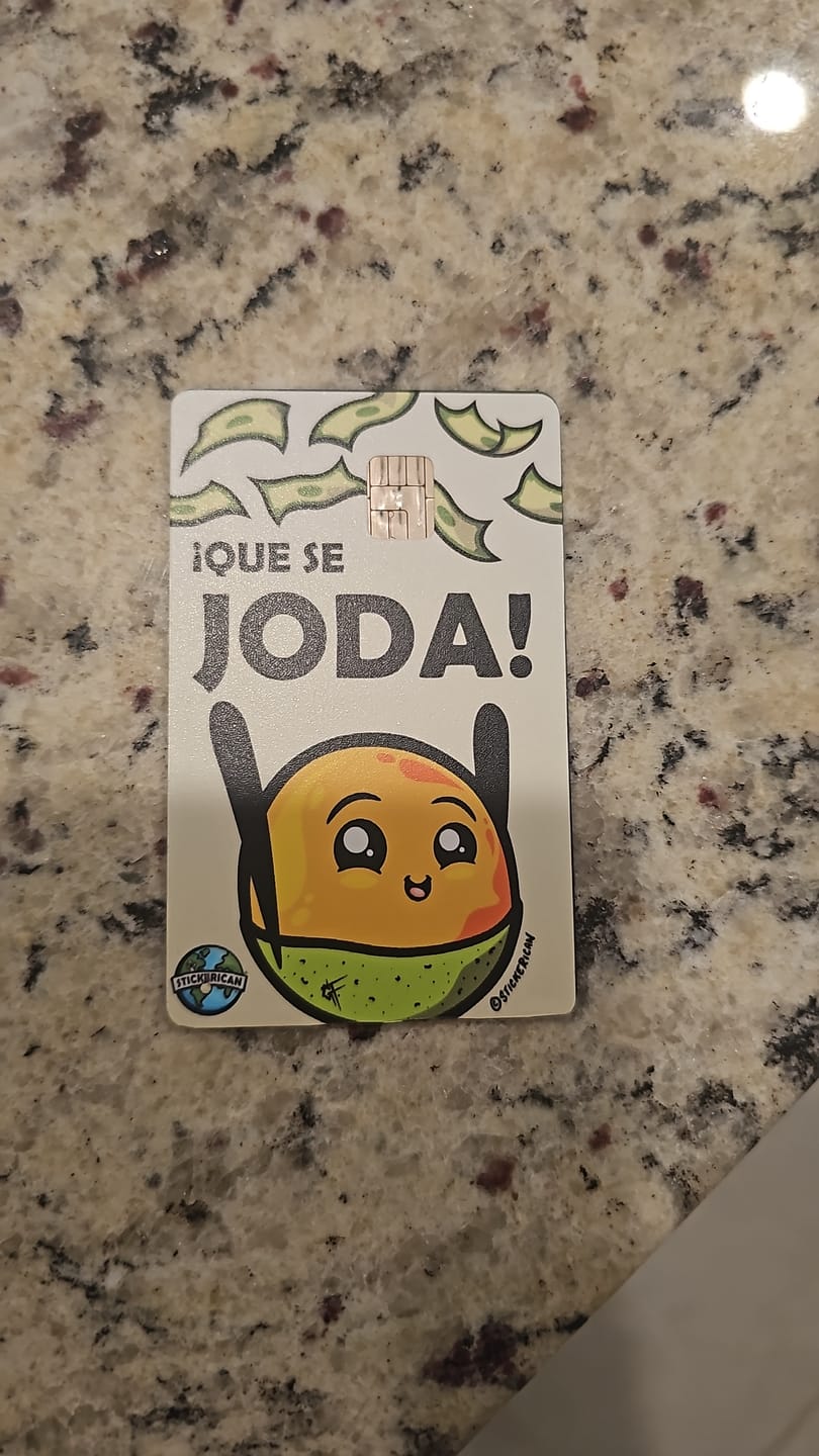 Customer photo review of (Damas) Mejor Pelá' que Amargá' - Sticker para Tarjeta de Crédito