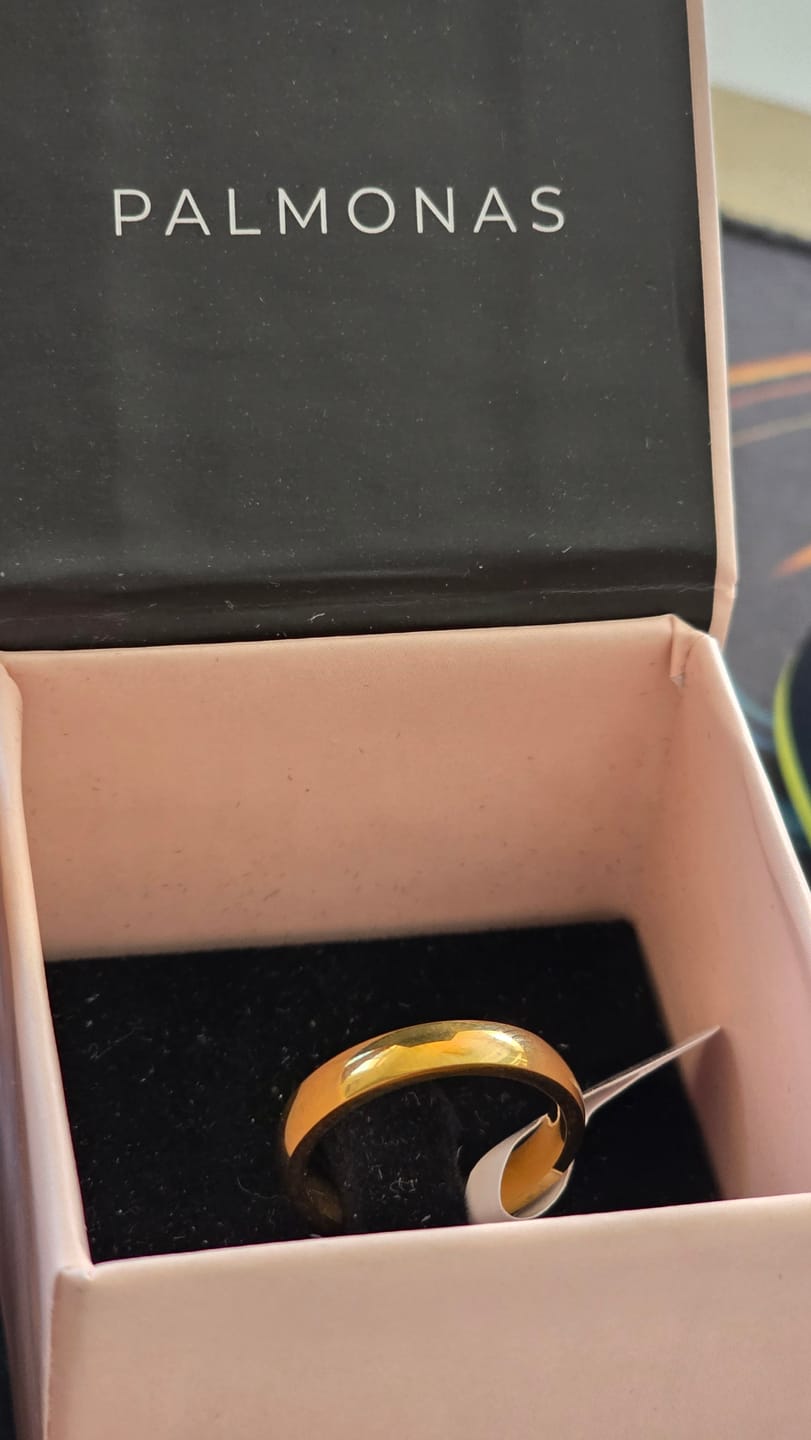 Customer photo review of Lustre Band Classic Ring
