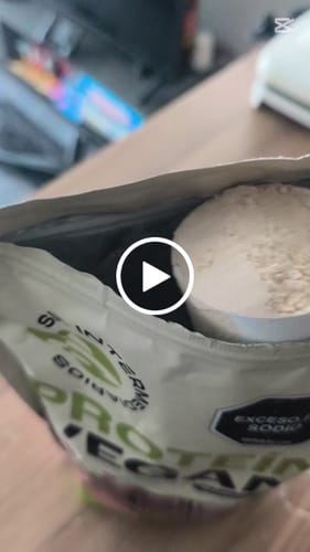 Customer video review of Proteína Vegana