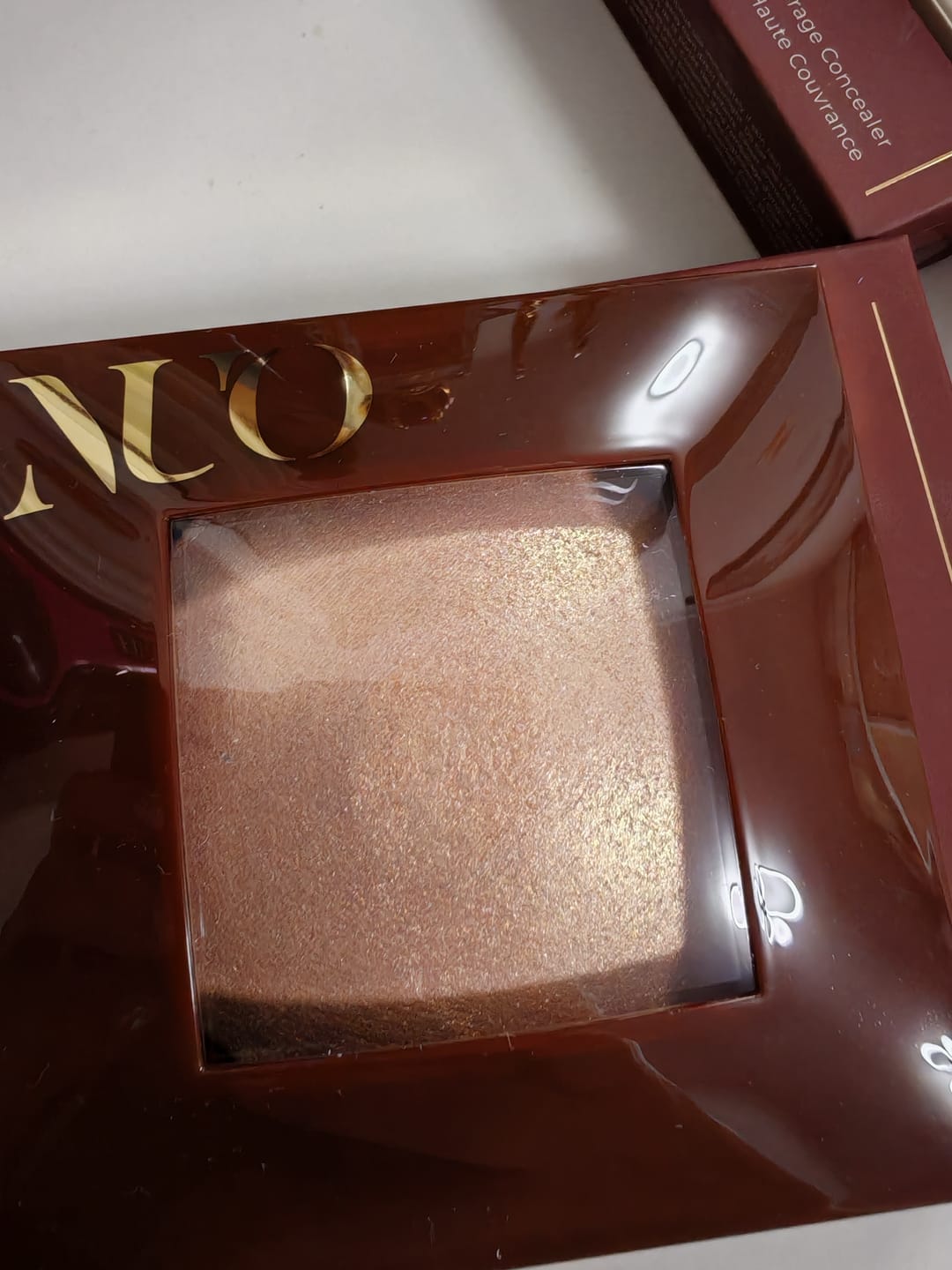 Customer photo review of Iluminator pudra cu textura ultrafina