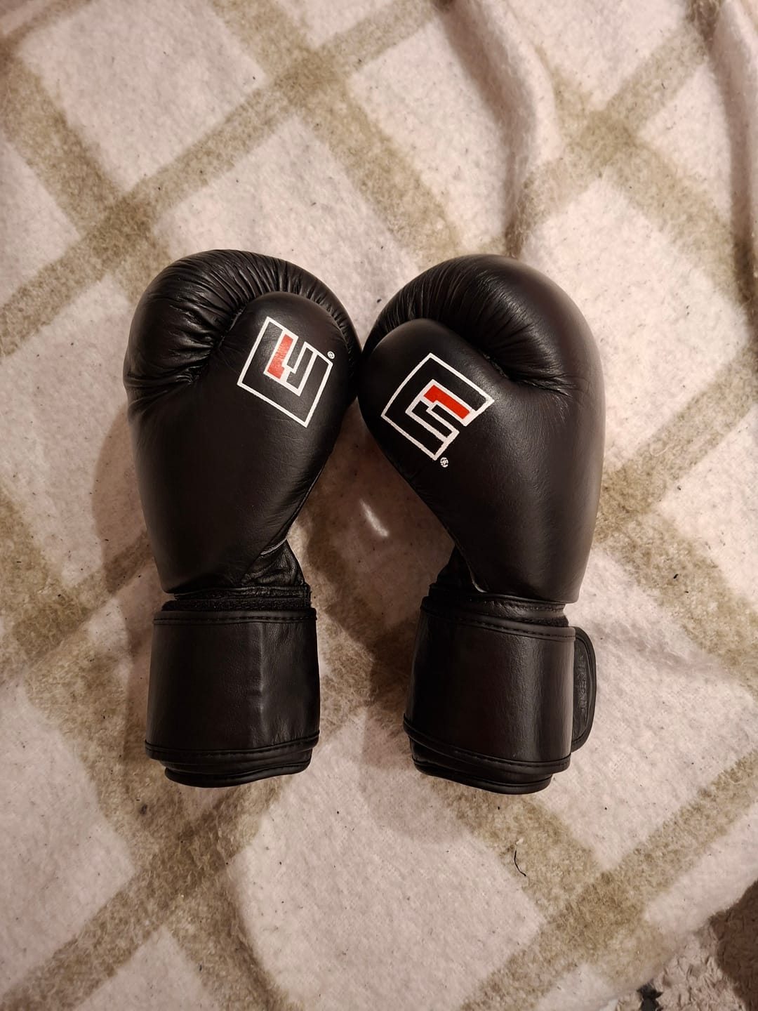 Customer photo review of Elite Boksehansker