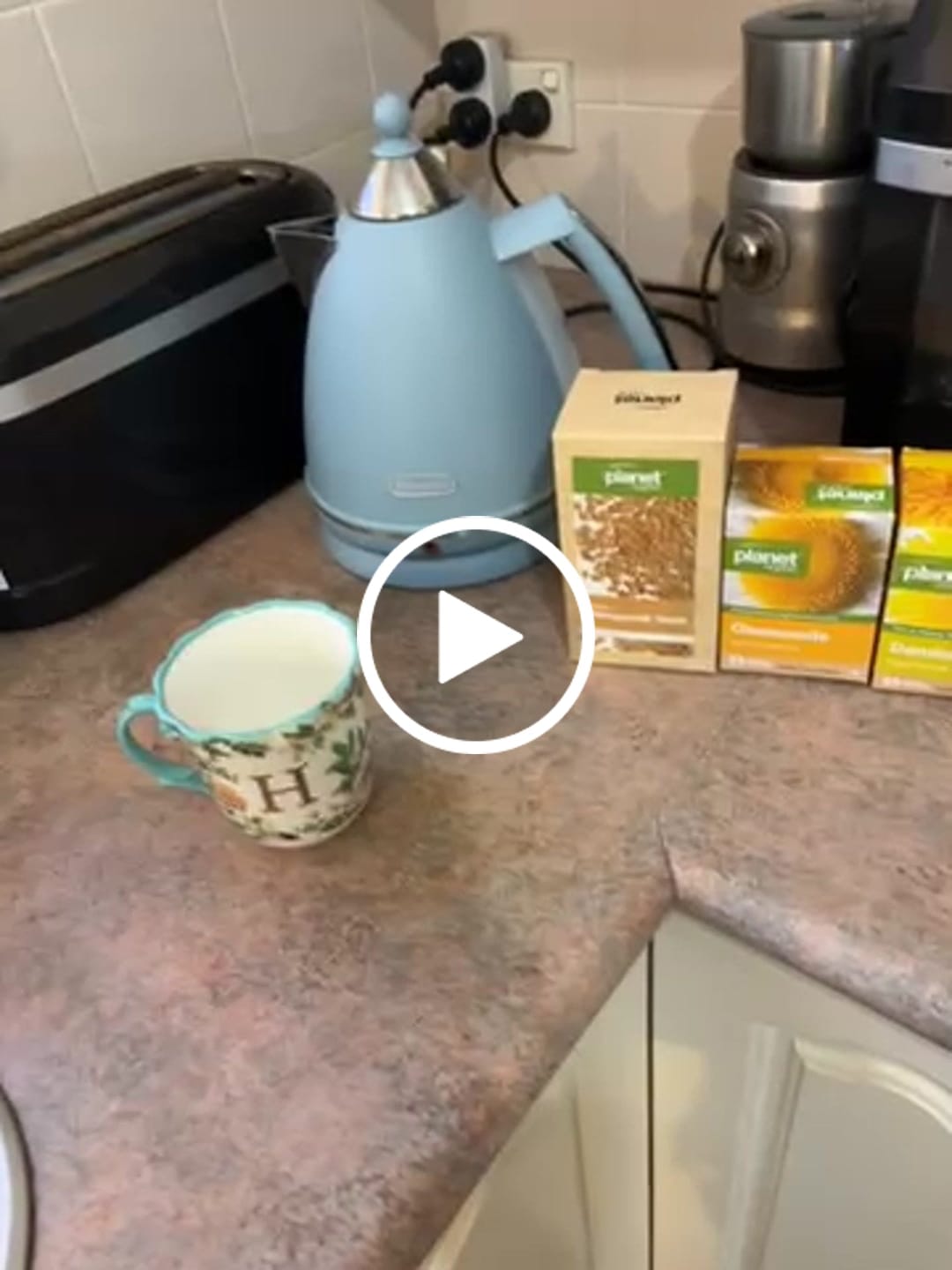 Customer video review of Chamomile Tea 25 Tea Bags - Certified Organic