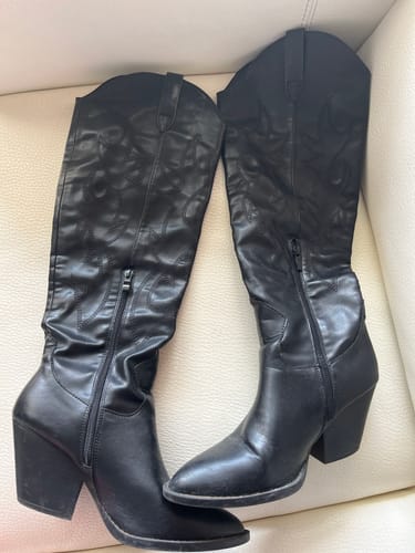Customer photo review of ALLY BOOTS