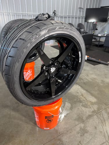 Customer photo review of CUSTOM FORGED 2-PIECE 5 SPOKE CHROME WHEELS: RV-DF14