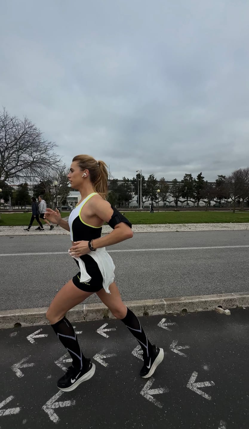 Customer photo review of Women's Velocity Tights - Charcoal Black
