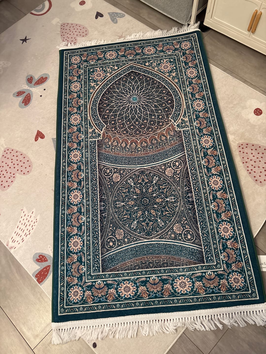 Customer photo review of Al Aqsa WaterColour  Padded Prayer Mat