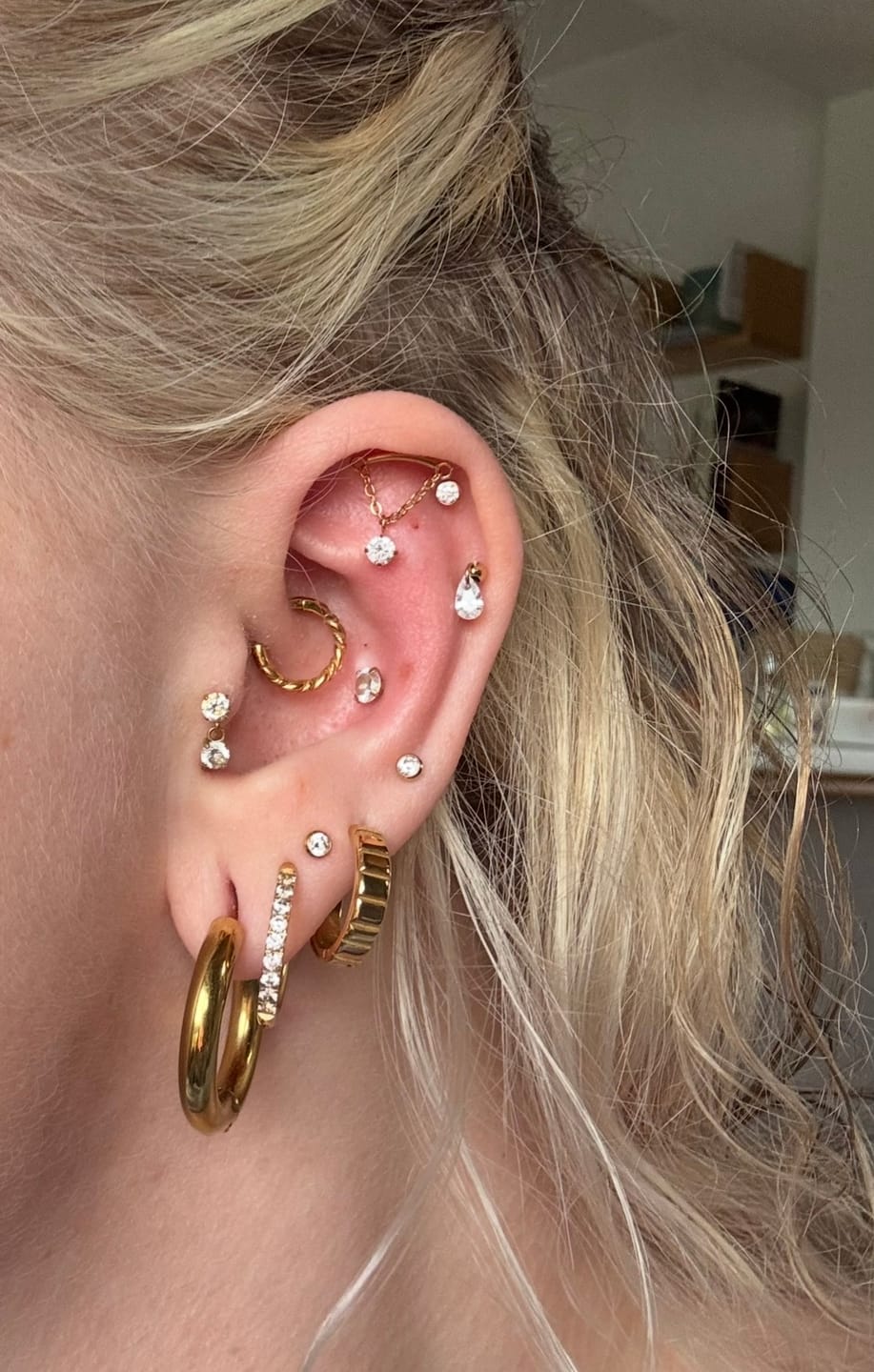Customer photo review of Mirelle Hidden Helix | Titan