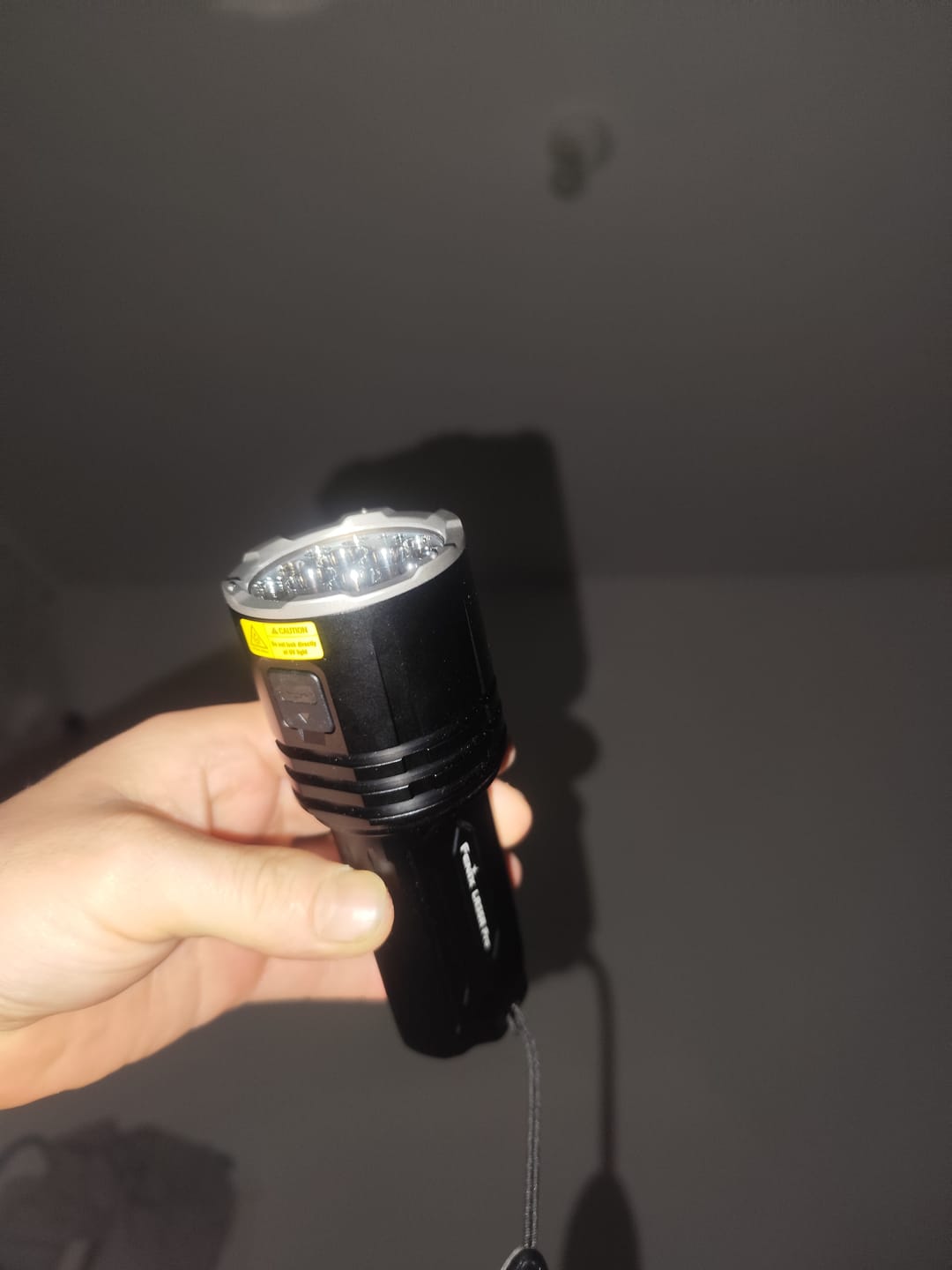 Customer photo review of Fenix LR35R Pro - Lampe de recherche super lumineuse - 10000 LUMENS