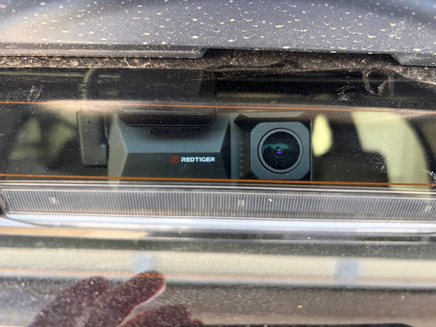 Customer photo review of F77 STARVIS 2 4K+4K Dual IMX678 Voice Control 5.8GHz High Speed WIFI Dash Cam