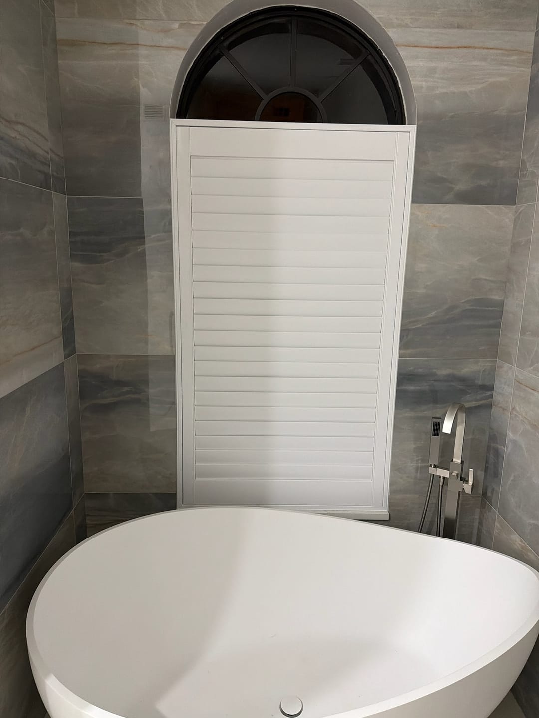 Customer photo review of Hybrid Wood Plantation Shutter
