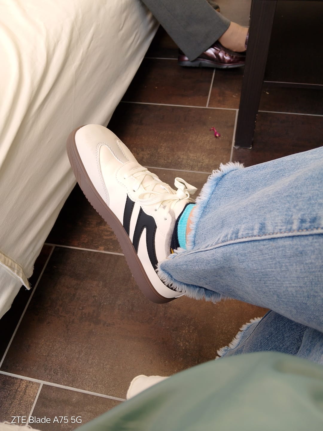Customer photo review of Yew - Barefoot De Ocio