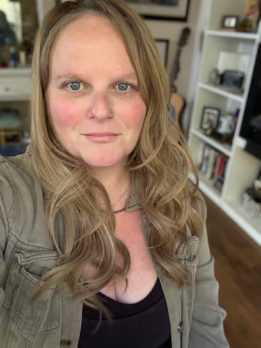 Customer photo review of Stone Blonde // Illusion Lace Topper