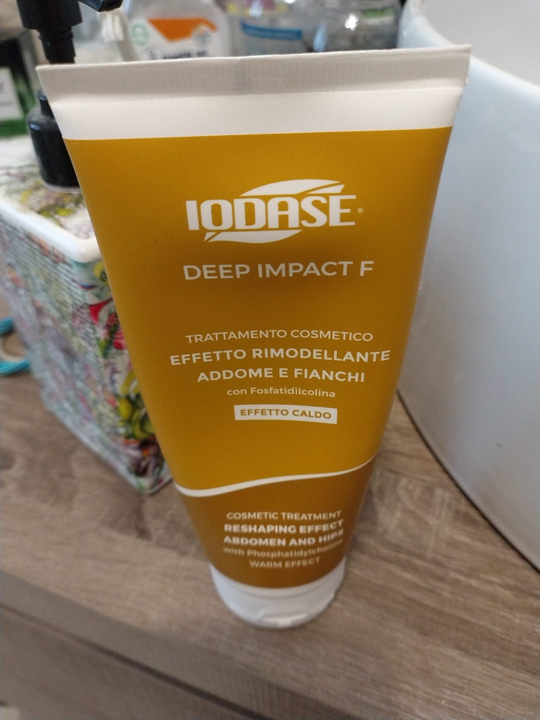 Customer photo review of Crema rimodellante addome e fianchi