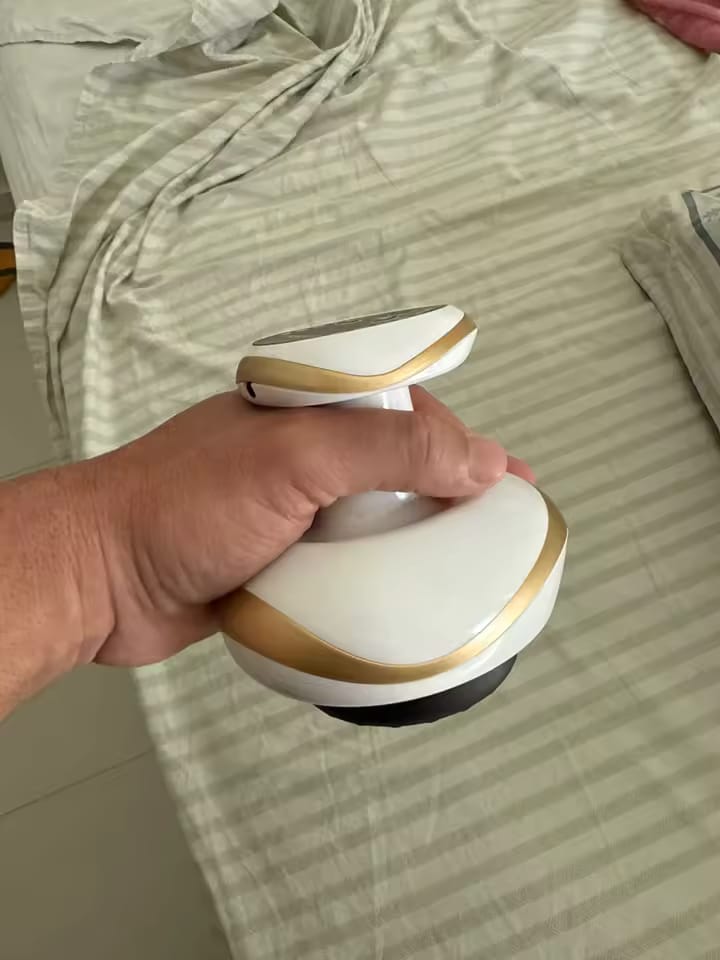 Customer photo review of DRENZA® Lift™ – Sistema 4 en 1: Desinflamación Inmediata y Reducción de Celulitis Rebelde
