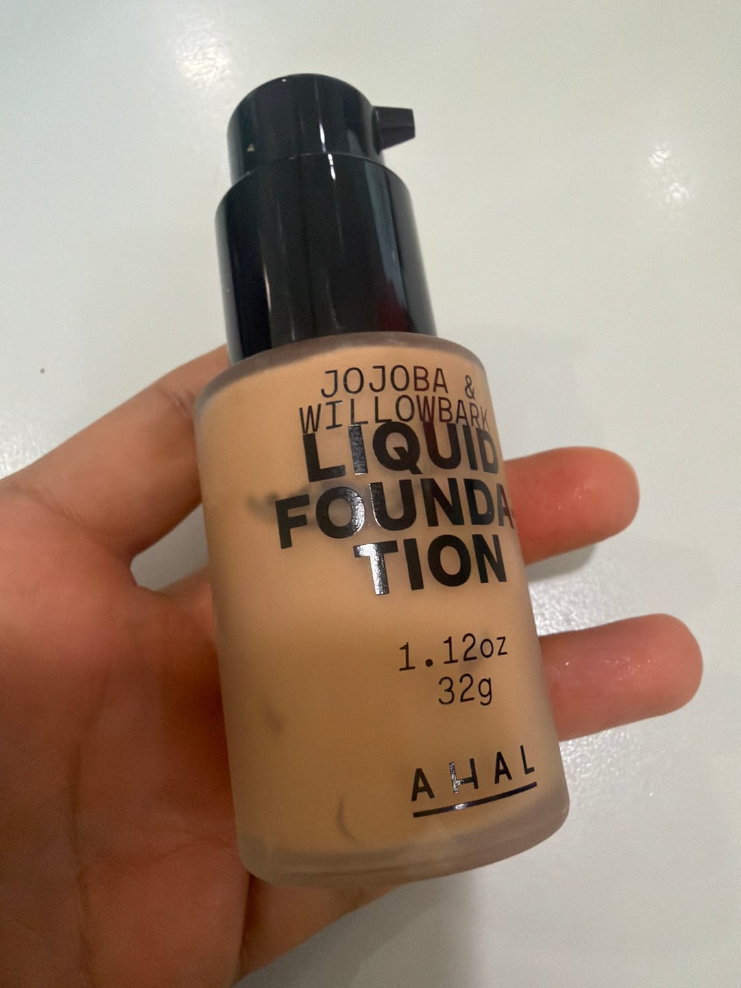Customer photo review of 03 Liquid Foundation / Maquillaje Líquido 03