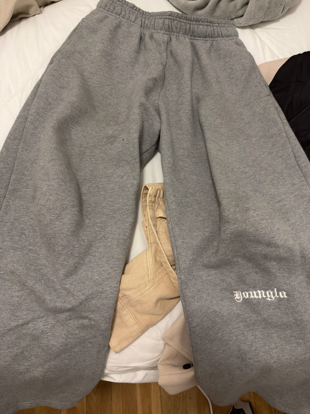 Customer photo review of 2129 - Core Baggy Sweats