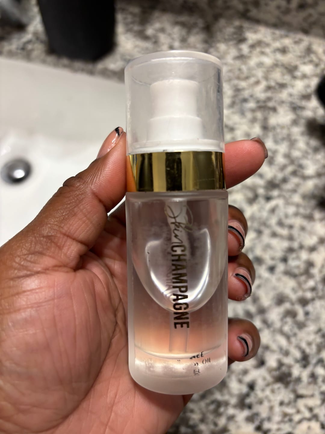 Customer photo review of FLUFFYONCE BODY OIL