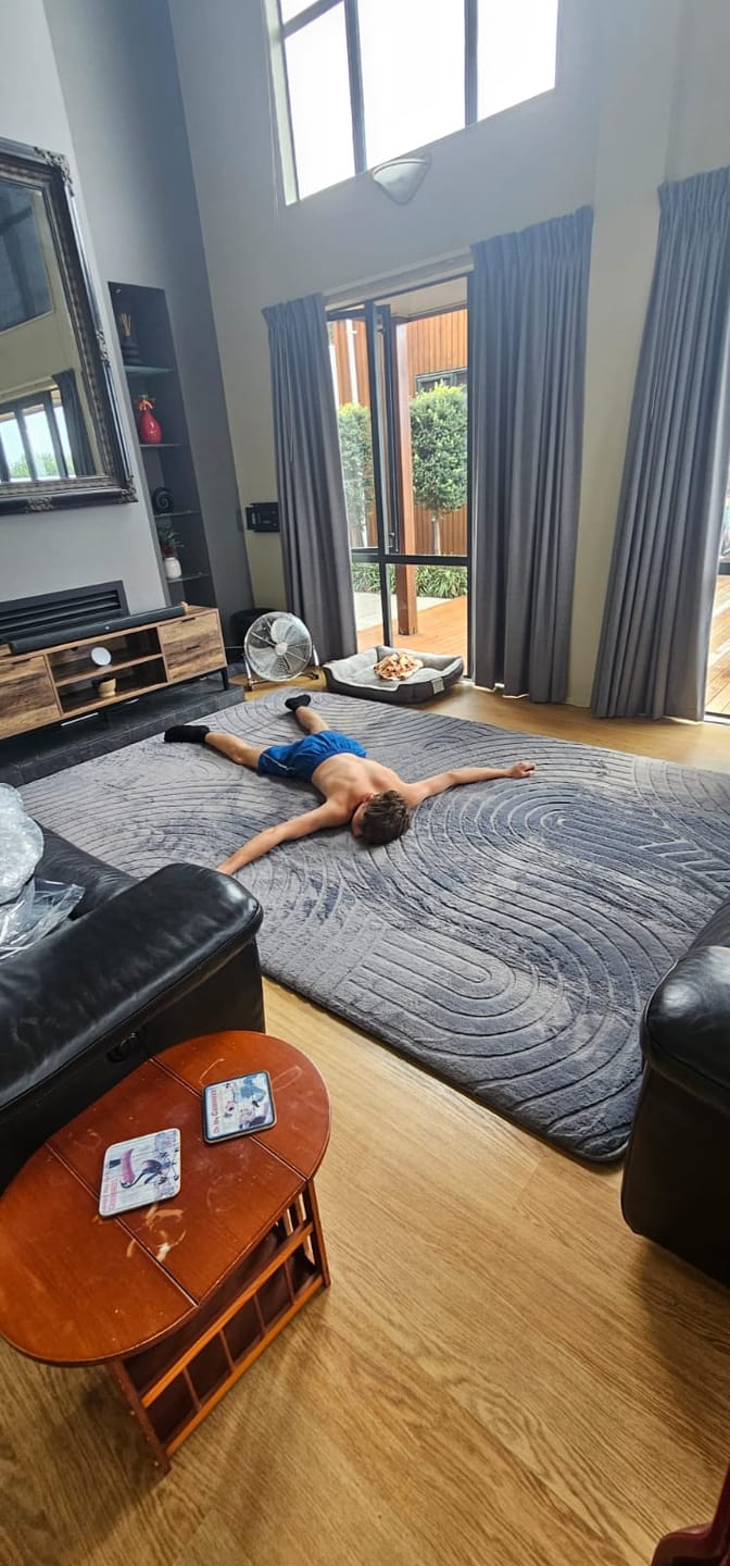 Customer photo review of Deluxe Shaggy Relax Mat - 35mm Memory Foam Base