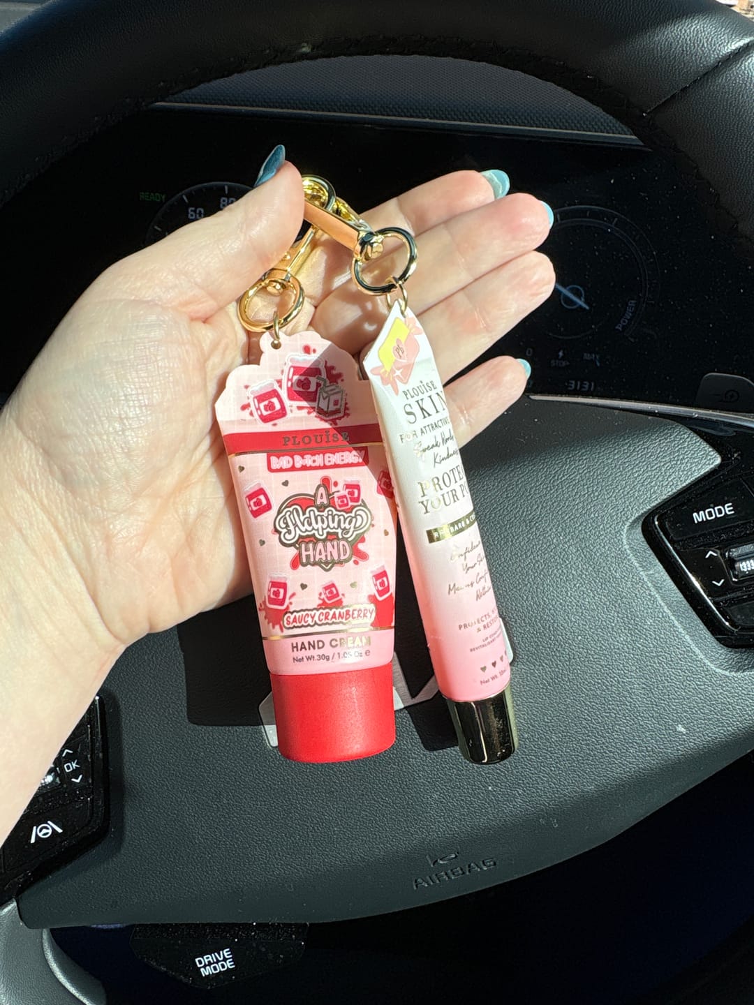 Customer photo review of P.Louise Christmas Magazine - Saucy Cranberry Hand Cream
