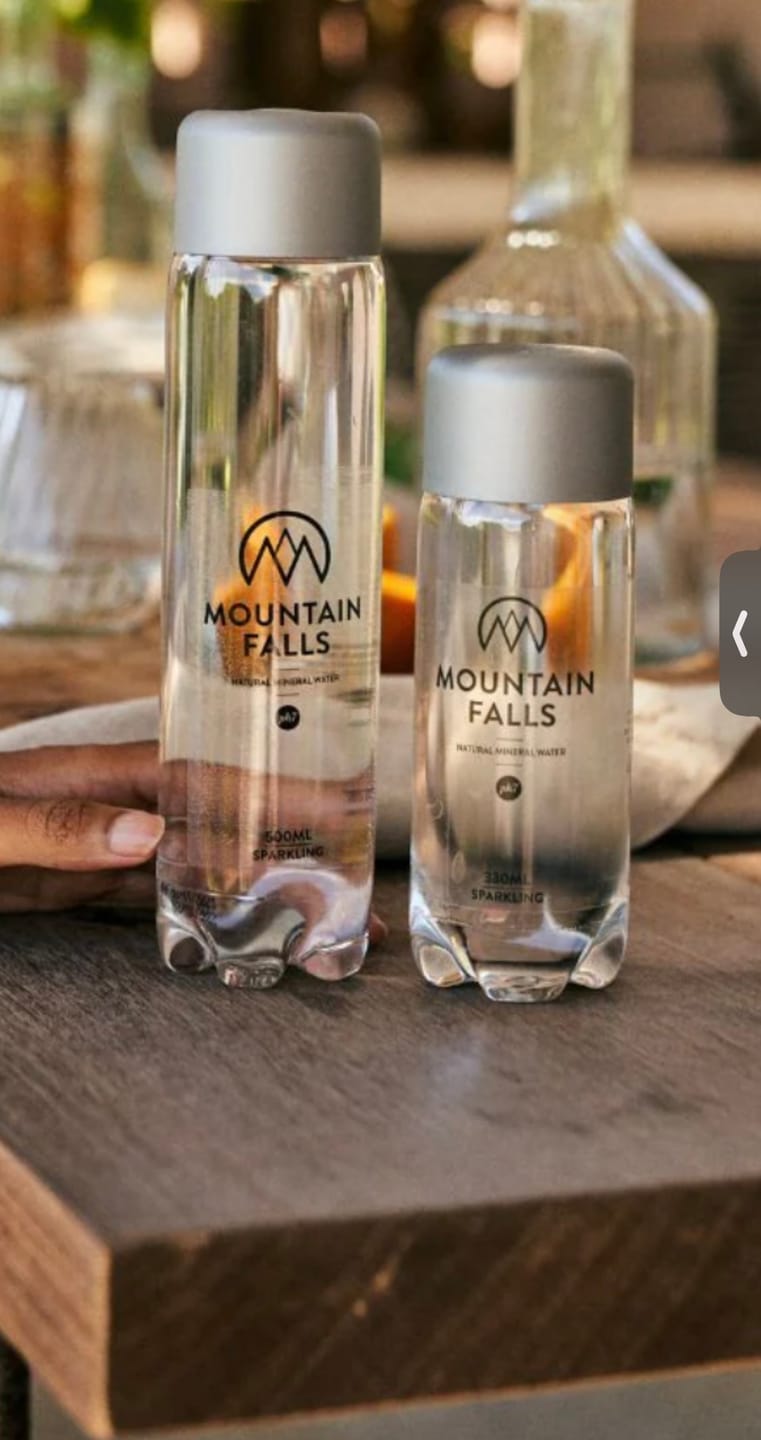 Customer photo review of 500ml Still Mineral Water- Pack of 24