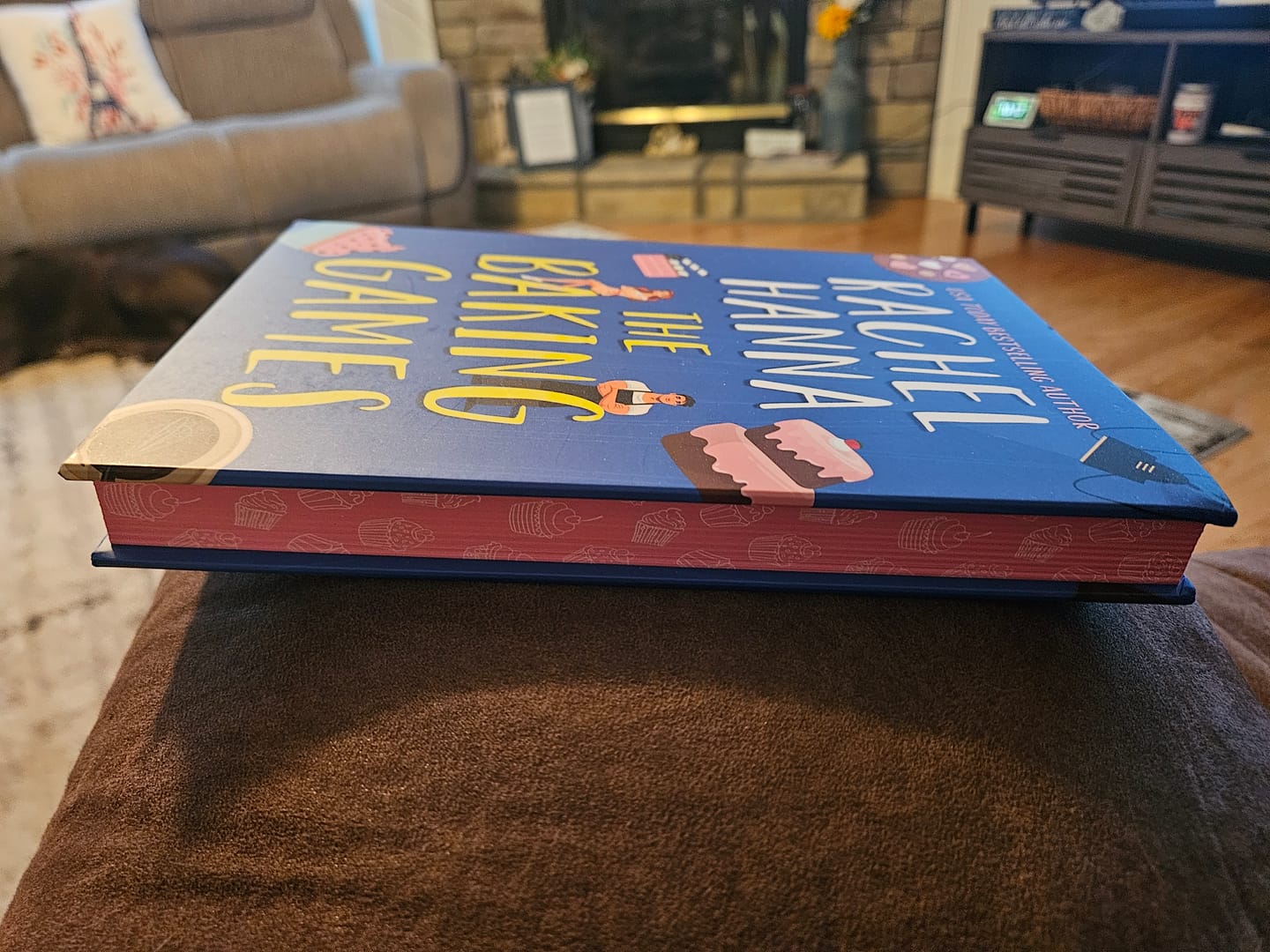 Customer photo review of (DAMAGED) SPECIAL EDITION The Baking Games Hardcover with Sprayed Edges (SIGNED)