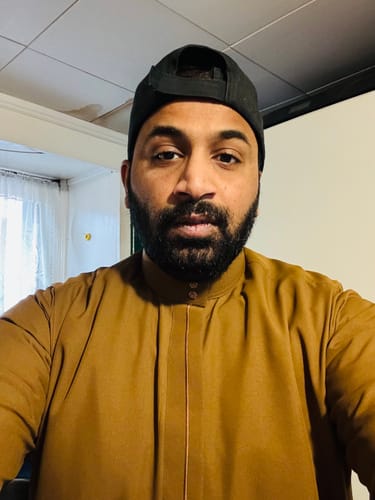 Customer photo review of Saudi thobe - Copper Brown