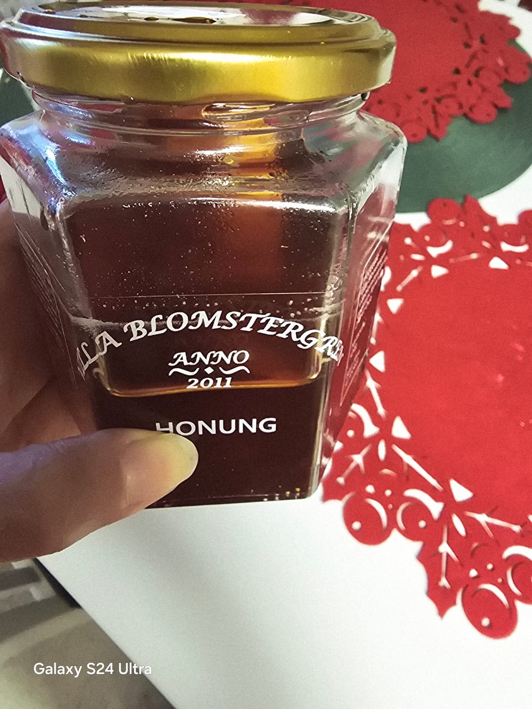 Customer photo review of Vinterns honungspaket – 5 burkar honung + honungsspinne (Fri frakt)