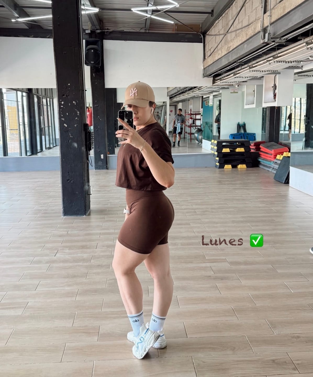 Customer photo review of BIKER SHORT NIRVANA