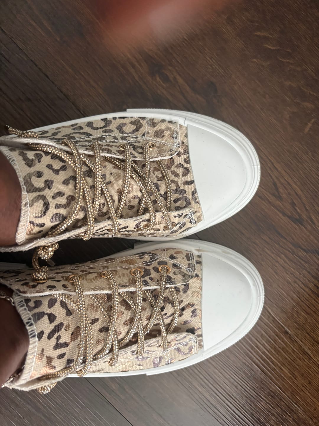 Customer photo review of Very G Natural Aman Leopard Sneakers